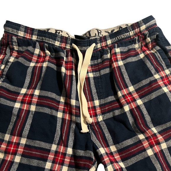 Great Condition! American Eagle Men’s Pj Red Flannel w/ Drawstring Size Large - Picture 3 of 5
